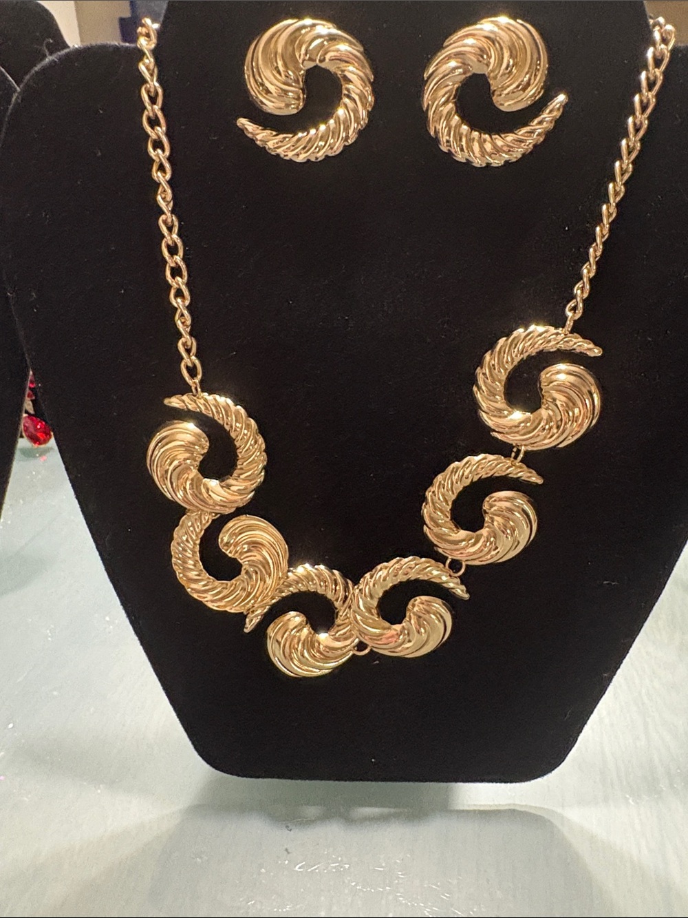 Classic Gold Swirl Necklace and Earring Set